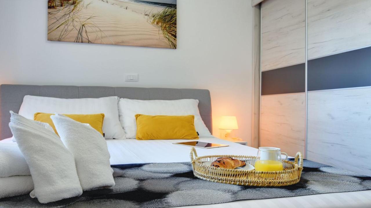 Exclusive City Apartments Пула Екстериор снимка