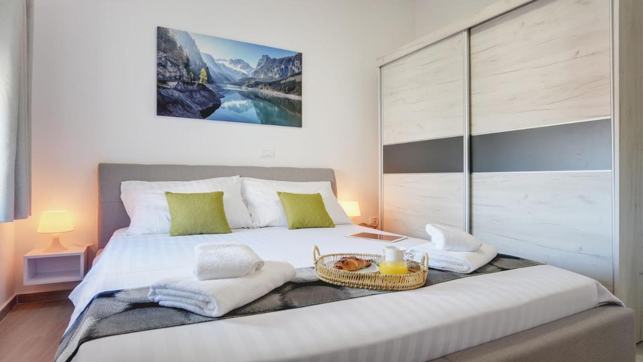 Exclusive City Apartments Пула Екстериор снимка