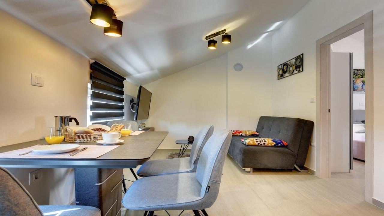 Exclusive City Apartments Пула Екстериор снимка