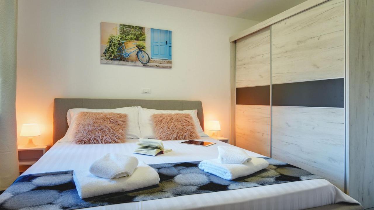 Exclusive City Apartments Пула Екстериор снимка