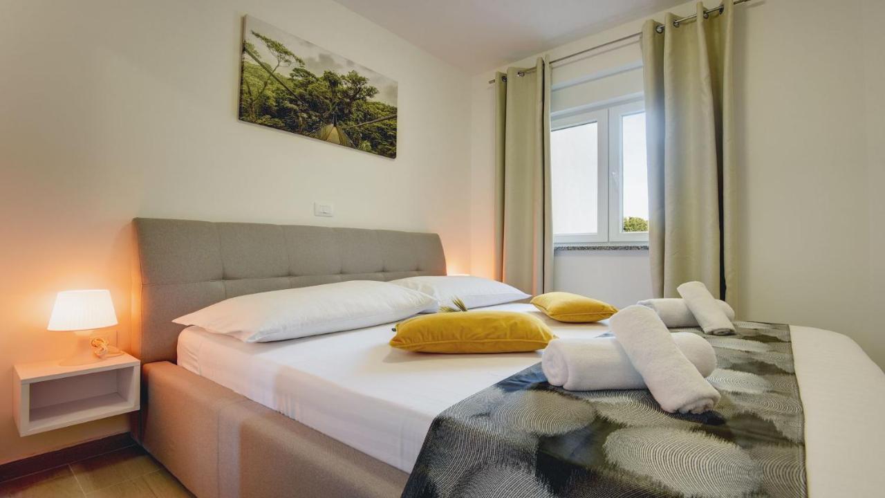 Exclusive City Apartments Пула Екстериор снимка
