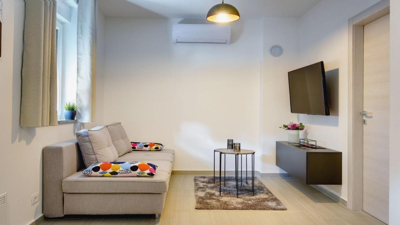 Exclusive City Apartments Пула Екстериор снимка