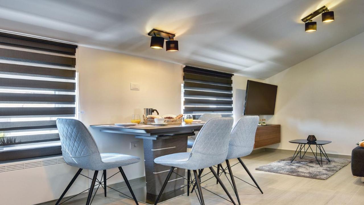 Exclusive City Apartments Пула Екстериор снимка