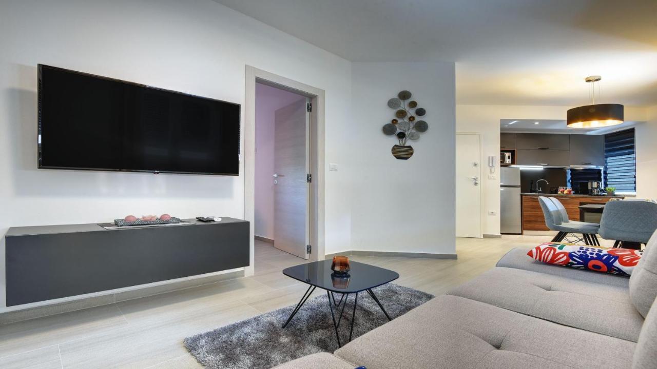 Exclusive City Apartments Пула Екстериор снимка