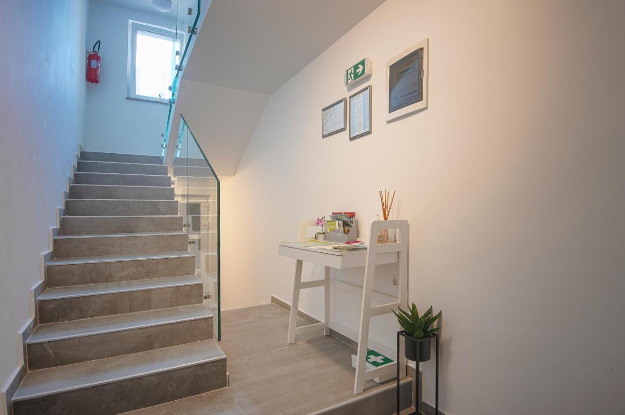 Exclusive City Apartments Пула Екстериор снимка